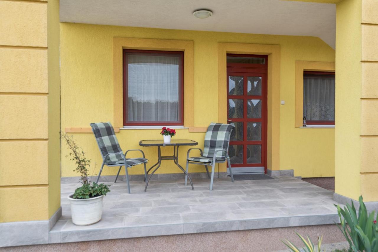 Nemes Apartmanhaz Хевіз Екстер'єр фото