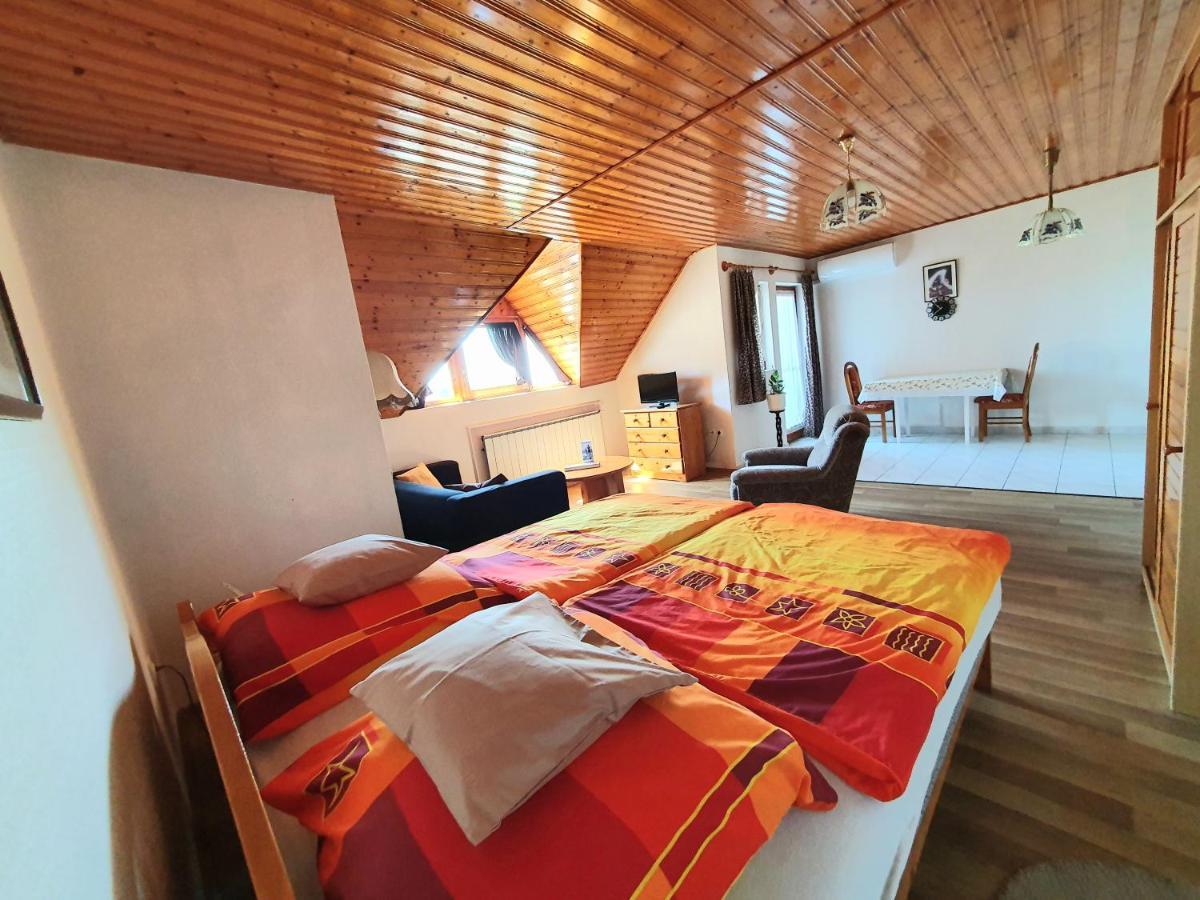 Nemes Apartmanhaz Хевіз Екстер'єр фото