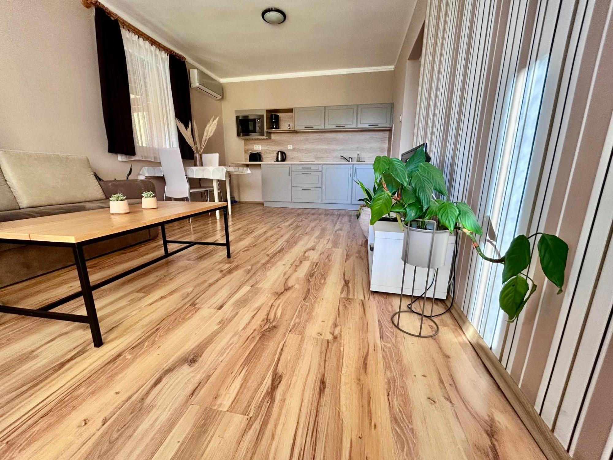 Nemes Apartmanhaz Хевіз Екстер'єр фото
