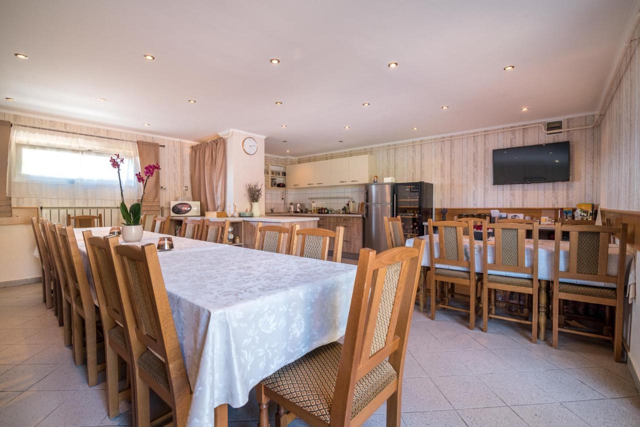 Nemes Apartmanhaz Хевіз Екстер'єр фото